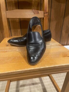 Everlane Black Leather Women's Slip-On Loafers
